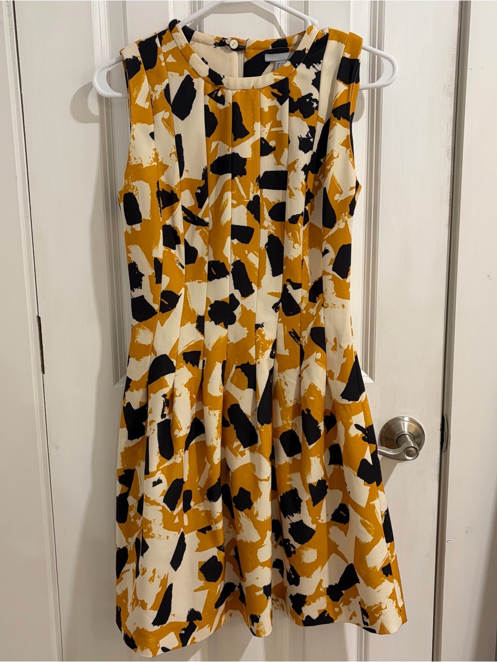 H&M Women's Sleeveless Abstract Print Dress in Mustard, Black & Cream